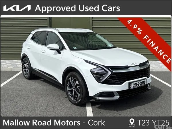 Kia Sportage MPV, Diesel, 2023, White
