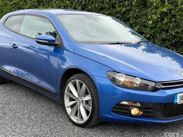 Volkswagen Scirocco Hatchback, Diesel, 2014, Blue