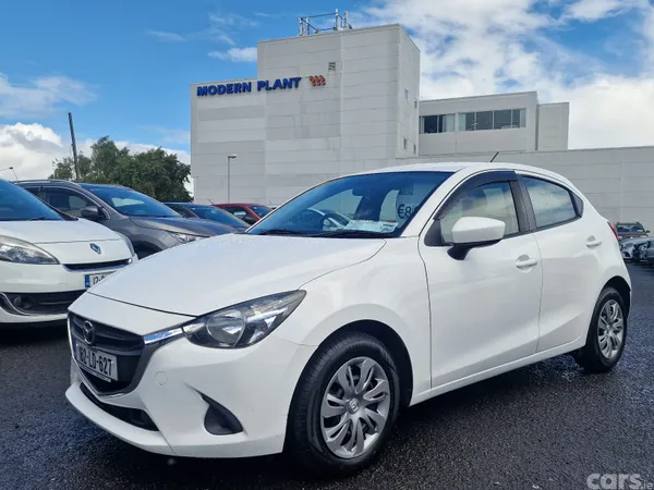 Mazda Demio MPV, Petrol, 2016, White