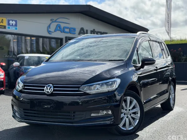 Volkswagen Touran MPV, Diesel, 2020, Black