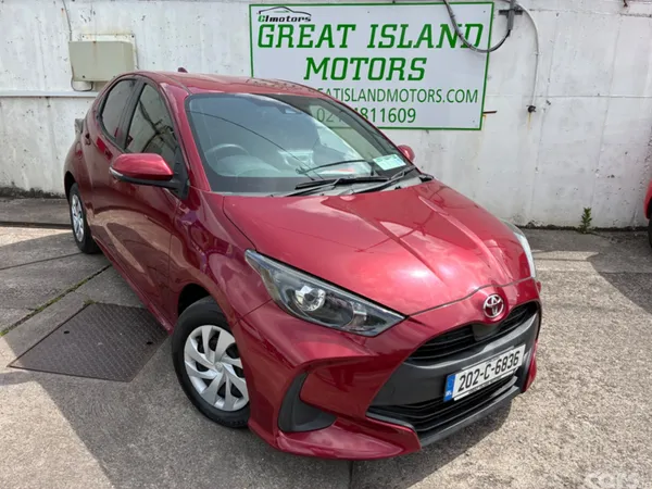 Toyota Yaris Hatchback, Petrol, 2020, Red