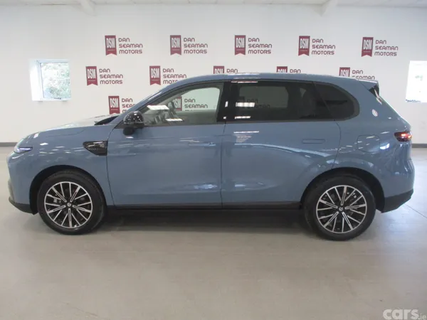 Leapmotor B10 SUV, Petrol Plug-in Hybrid, 2027, Other