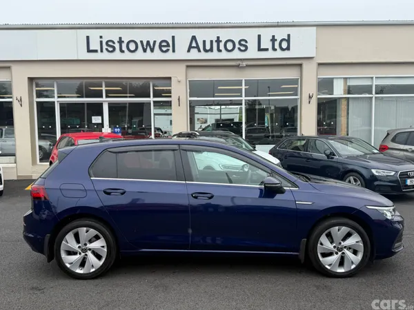 Volkswagen Golf Hatchback, Diesel, 2023, Blue