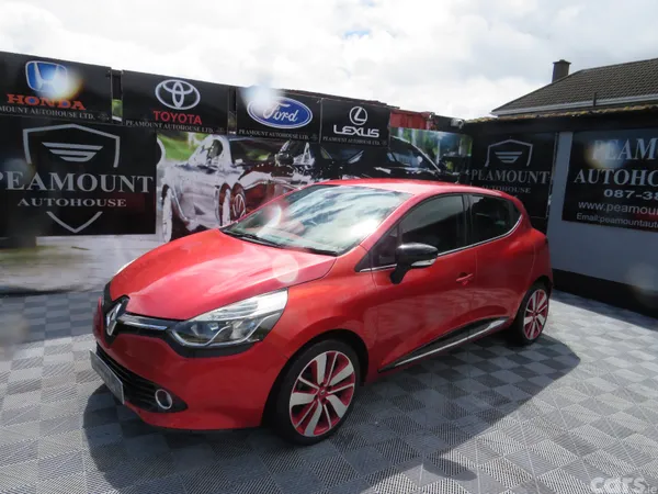 Renault Clio Hatchback, Petrol, 2016, Red