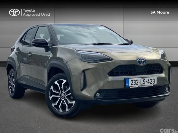 Toyota Yaris Cross Hatchback, Petrol Hybrid, 2023, Bronze