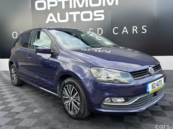 Volkswagen Polo Hatchback, Petrol, 2016, Blue