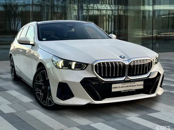 BMW i5 Estate, Electric, 2024, White