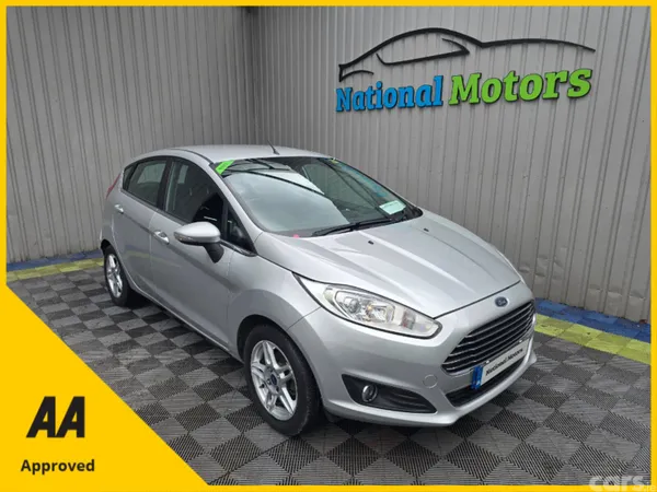 Ford Fiesta Hatchback, Petrol, 2014, Silver