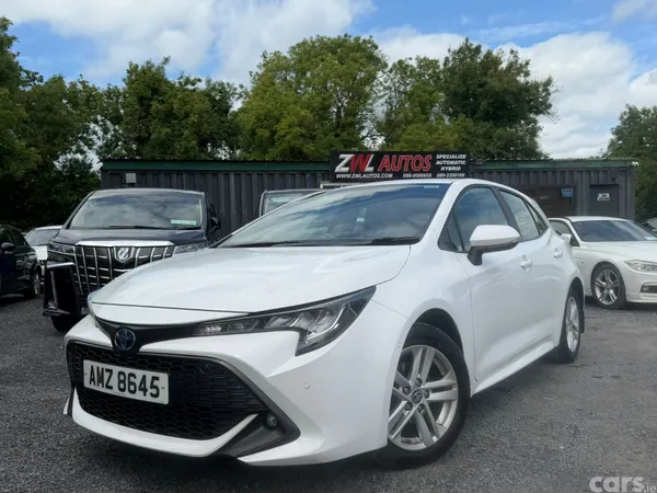 Toyota Corolla Hatchback, Petrol Hybrid, 2023, White