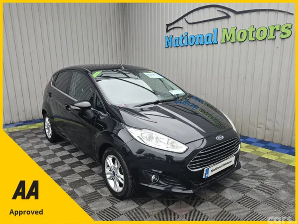 Ford Fiesta Hatchback, Petrol, 2017, Black