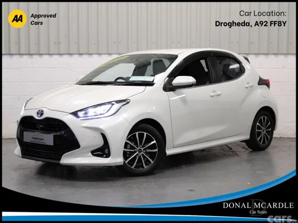 Toyota Yaris Hatchback, Petrol, 2021, White