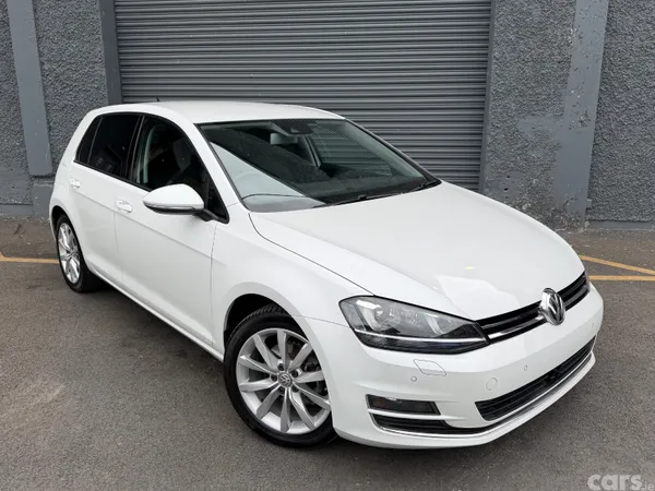 Volkswagen Golf Hatchback, Petrol, 2016, White