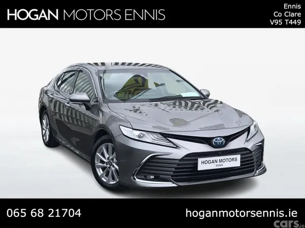 Toyota Camry Saloon, Petrol Hybrid, 2021, Grey
