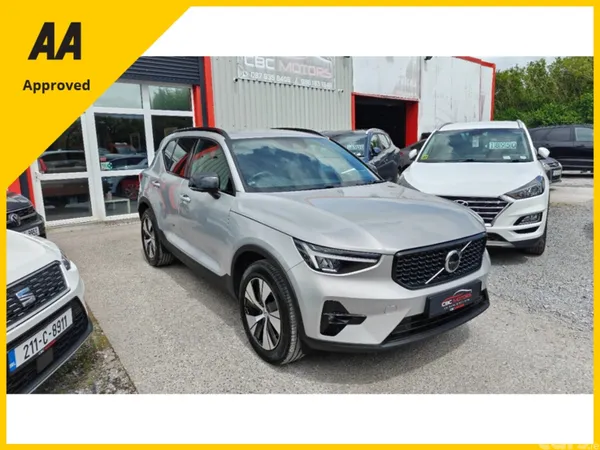 Volvo XC40 SUV, Petrol Plug-in Hybrid, 2023, Silver