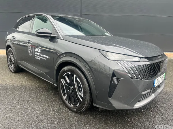 Peugeot 3008 MPV, Electric, 2026, Grey