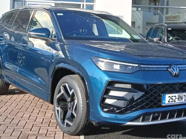 Volkswagen Tayron Estate, Diesel, 2025, Blue