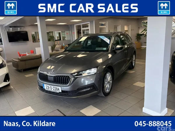 Skoda Octavia Estate, Diesel, 2023, Grey