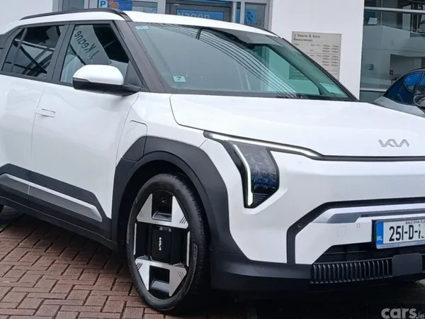 Kia EV3 MPV, Electric, 2025, White