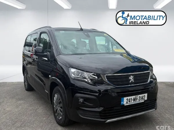 Peugeot Rifter MPV, Diesel, 2024, Black