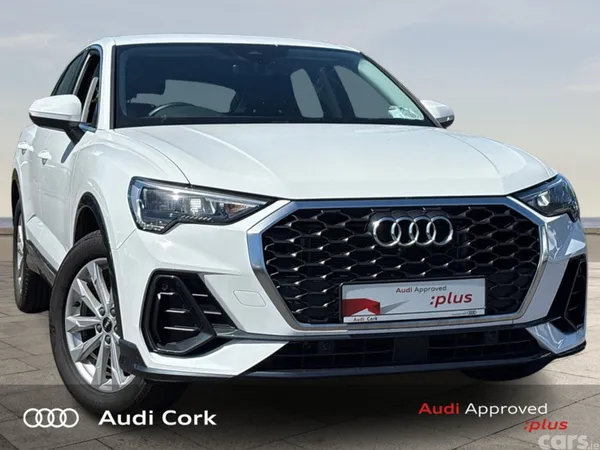 Audi Q3 SUV, Petrol, 2024, White