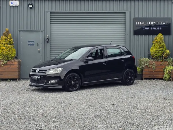 Volkswagen Polo Hatchback, Petrol, 2013, Black