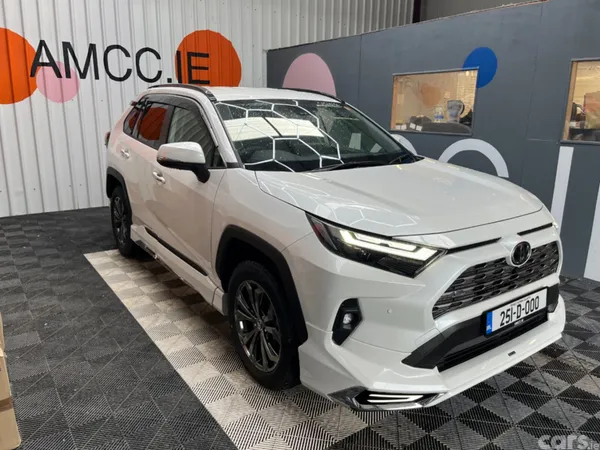 Toyota RAV4 SUV, Petrol Hybrid, 2025, White