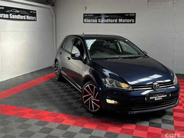 Volkswagen Golf Hatchback, Petrol, 2016, Blue