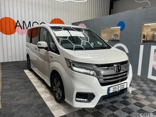 Honda Stepwagon MPV, Petrol Hybrid, 2020, White