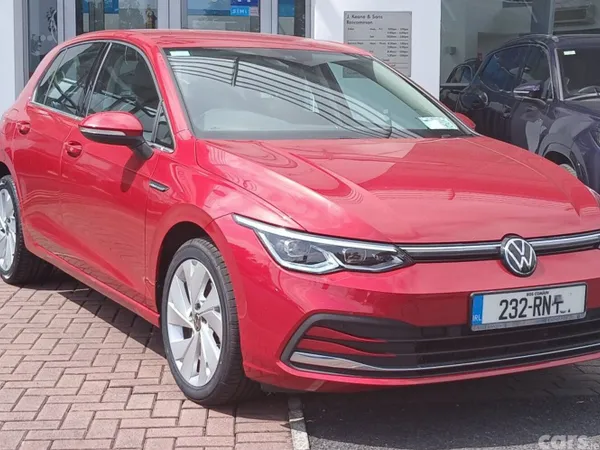 Volkswagen Golf Estate, Diesel, 2023, Red