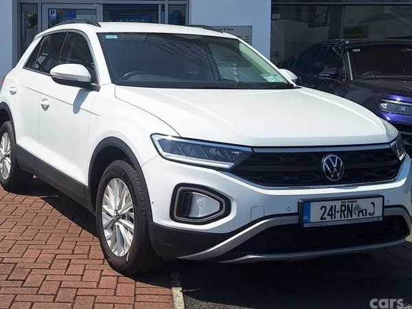 Volkswagen T-Roc SUV, Diesel, 2024, White