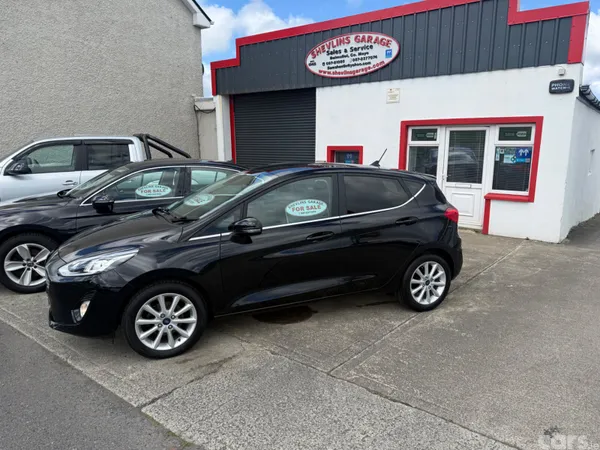 Ford Fiesta Hatchback, Petrol, 2019, Black