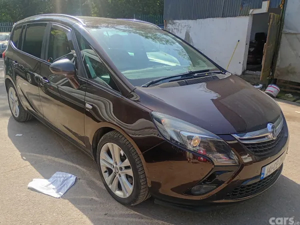Vauxhall Zafira MPV, Diesel, 2014, Brown