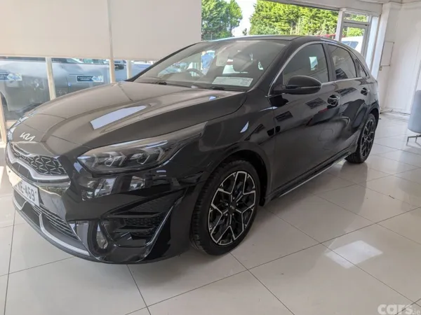 Kia Ceed Hatchback, Petrol, 2022, Black