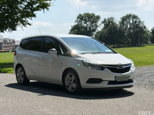 Opel Zafira MPV, Petrol, 2017, White
