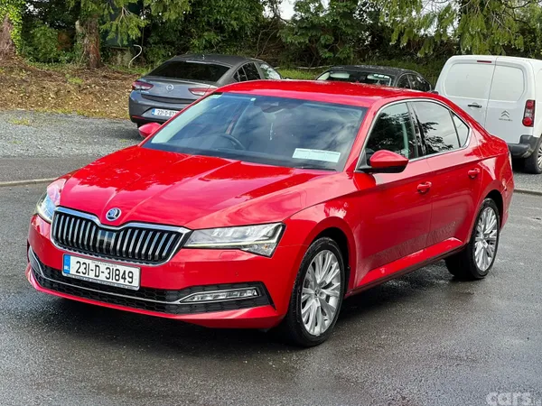 Skoda Superb Saloon, Diesel, 2023, Red