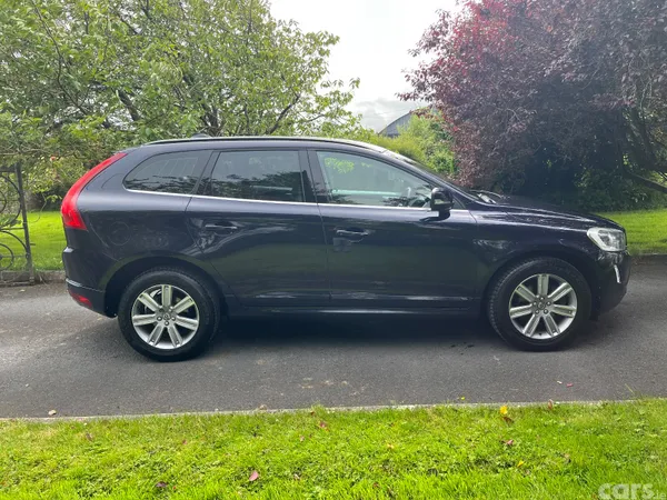 Volvo XC60 SUV, Diesel, 2017, Blue