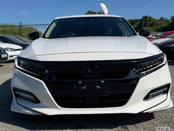Honda Accord Saloon, Petrol Hybrid, 2021, White