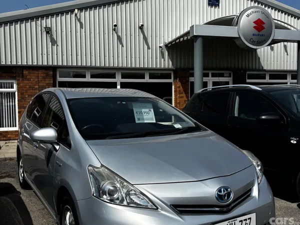 Toyota Prius MPV, Petrol Hybrid, 2014, Silver