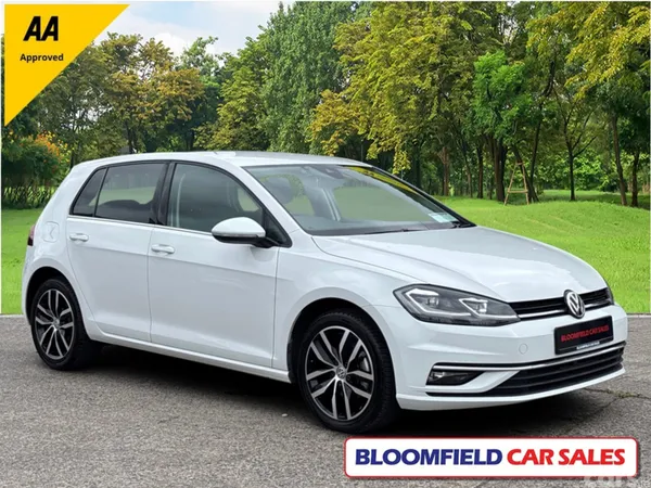 Volkswagen Golf Hatchback, Petrol, 2019, White