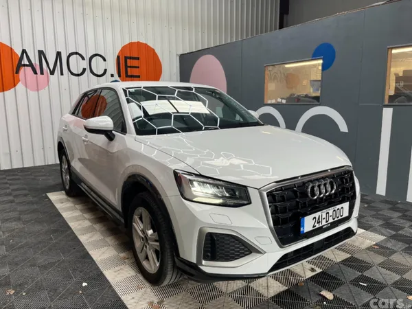 Audi Q2 SUV, Petrol, 2024, White