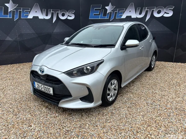 Toyota Yaris Hatchback, Petrol, 2021, Silver