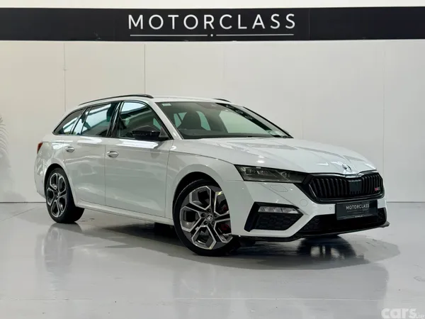 Skoda Octavia Estate, Diesel, 2023, White
