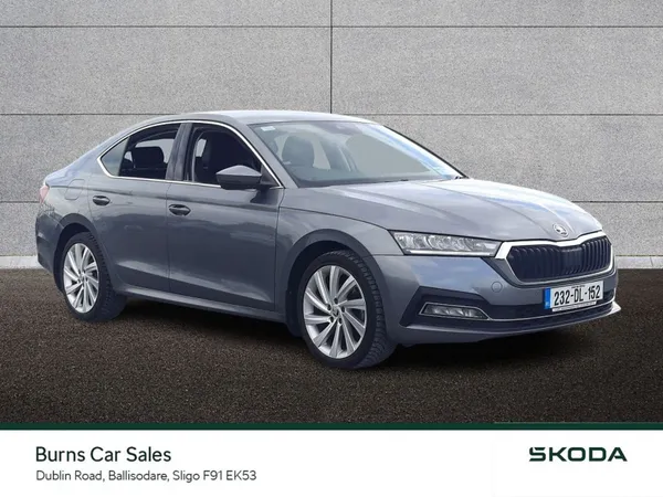 Skoda Octavia Saloon, Diesel, 2023, Grey