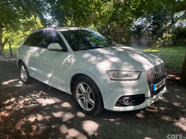 Audi Q3 SUV, Petrol, 2014, White