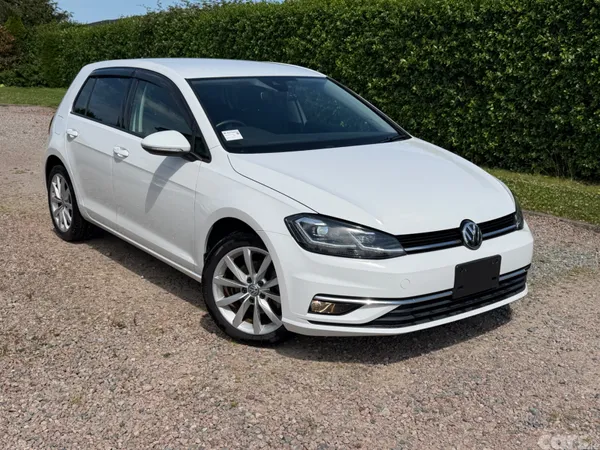 Volkswagen Golf Hatchback, Petrol, 2019, White
