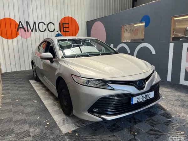 Toyota Camry Saloon, Petrol, 2021, Grey