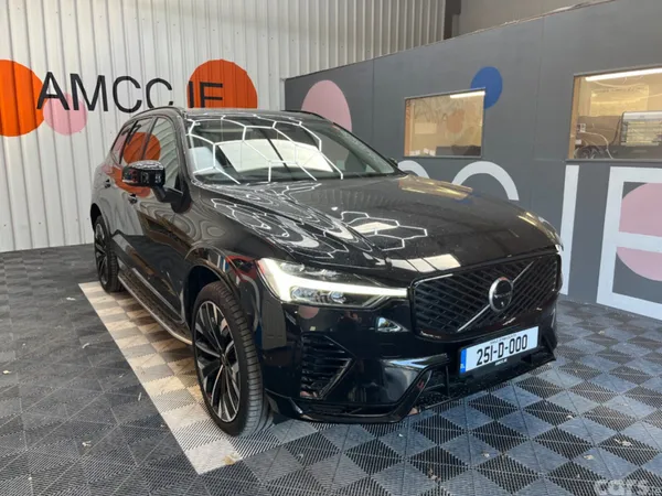 Volvo XC60 SUV, Petrol Plug-in Hybrid, 2025, Black