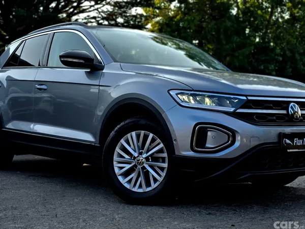 Volkswagen T-Roc SUV, Petrol, 2023, Grey