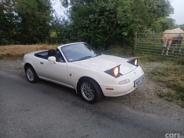 Mazda MX-5 Coupe, Petrol, 1995, White