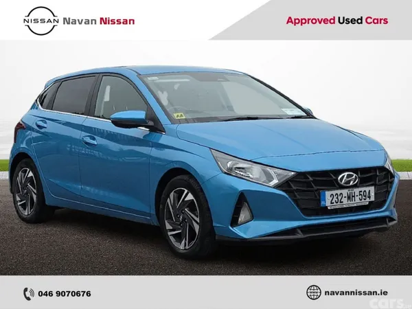 Hyundai i20 Hatchback, Petrol, 2023, Blue